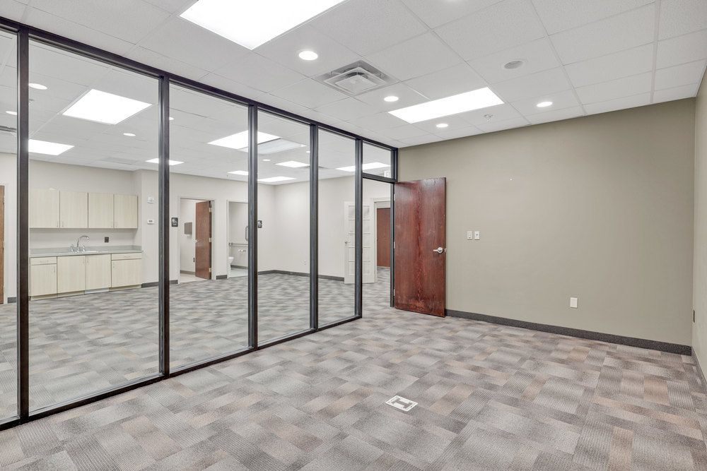 Cross Park Center: 9123 - 9131 Cross Park Drive, Knoxville, TN 37923
